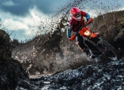 开云下载-黄喜灿爆发！多特蒙德稳稳拿下毕尔巴鄂，欧冠之路再添关键三分