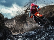 开云在线直播-绝境中的羽翼，黄鸭组合高光时刻，印度队惊天翻盘中国队的启示