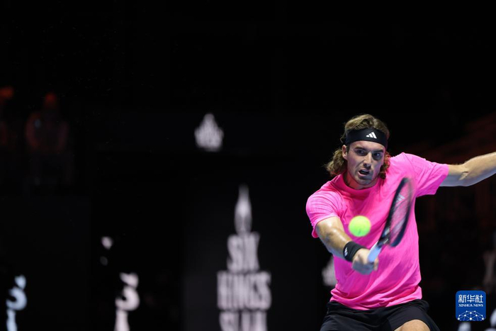 包含欧洲网球队翻盘英国网球队,西西帕斯关键制胜的词条 包含欧洲网球队翻盘英国网球队,西西帕斯关键制胜的词条