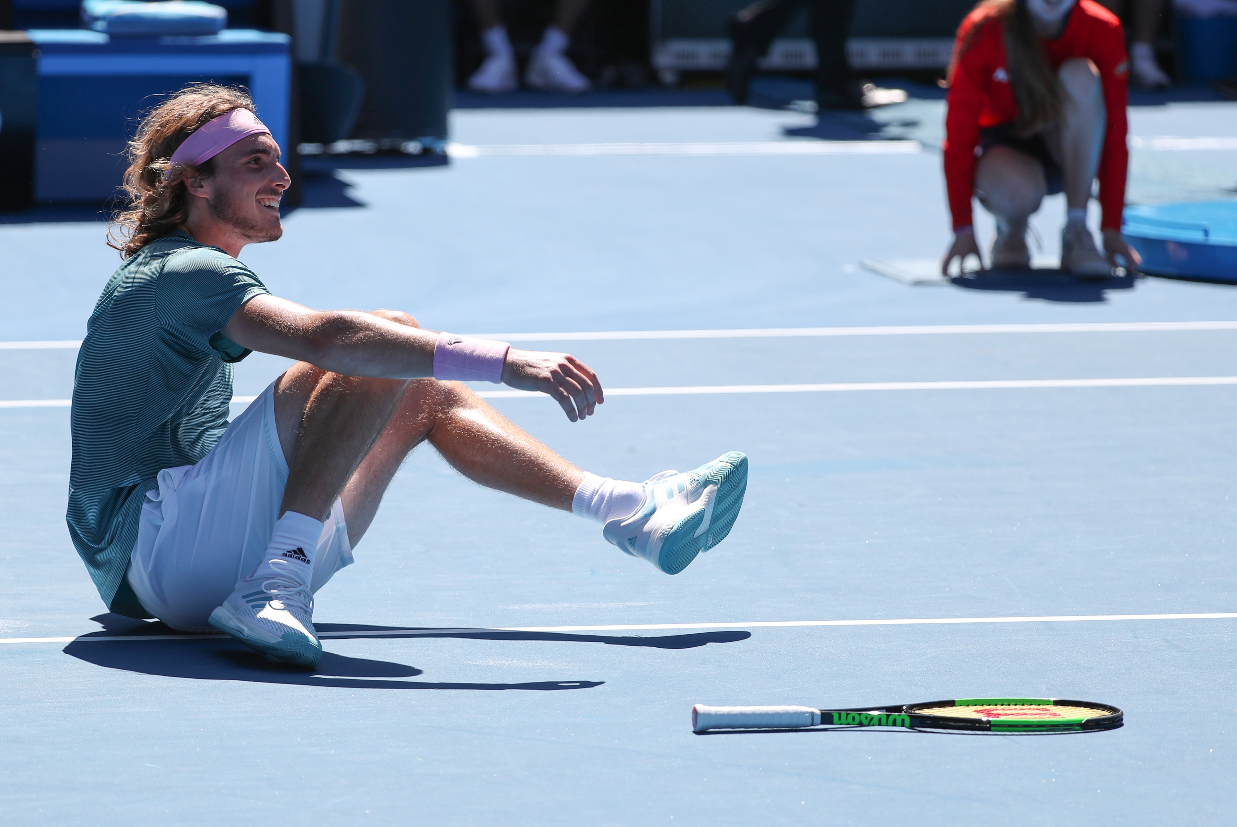 包含欧洲网球队翻盘英国网球队,西西帕斯关键制胜的词条 包含欧洲网球队翻盘英国网球队,西西帕斯关键制胜的词条