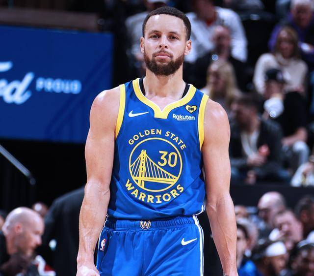 包含魔术力克独行侠，保罗关键制胜的词条