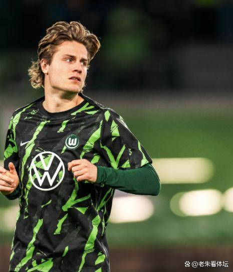 包含沃尔夫斯堡客场失利，积分榜位置下滑的词条