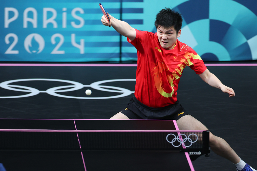 中国队逆转瑞典队，樊振东惊艳四座