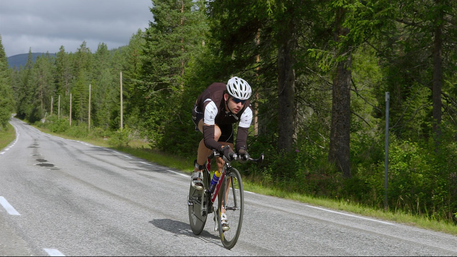 字母哥在焦点战证明自己，步行者冲垮上海队